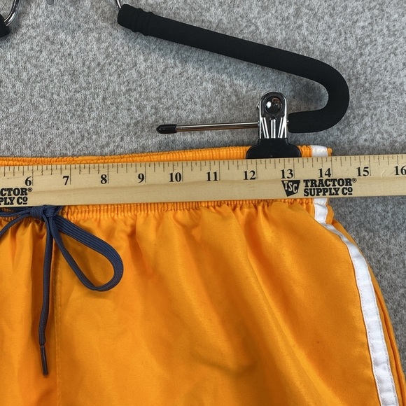 NIKE Men’s Swim Trunks Shorts M Mesh Liner Gray Orange 9" travel cruise beach - Picture 4 of 11